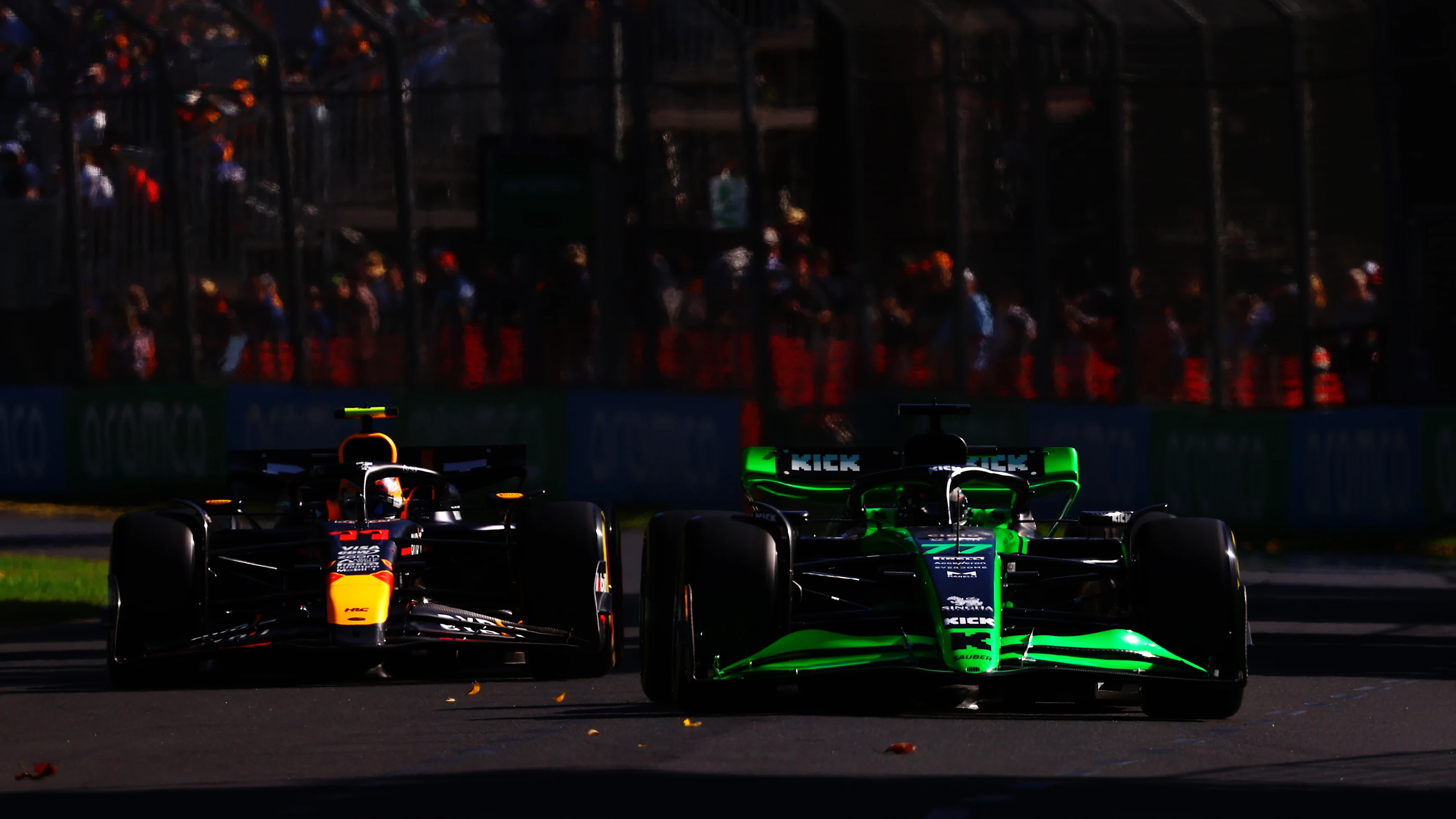 Melbourne, Australia - 22 Mac: Valtteri Bottas Finland Memandu (77) Kick Sauber C44