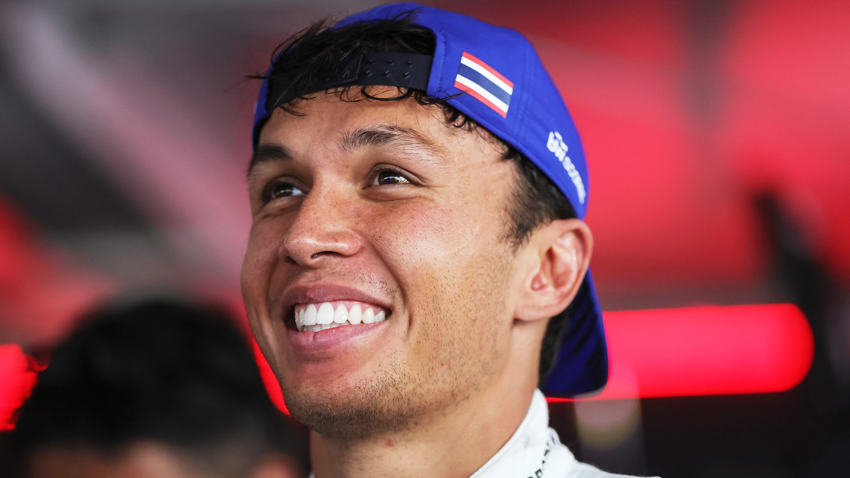 Zandvoort, Belanda - 31 Ogos: Kelima diletakkan Alexander Albon dari Thailand dan Williams bercakap