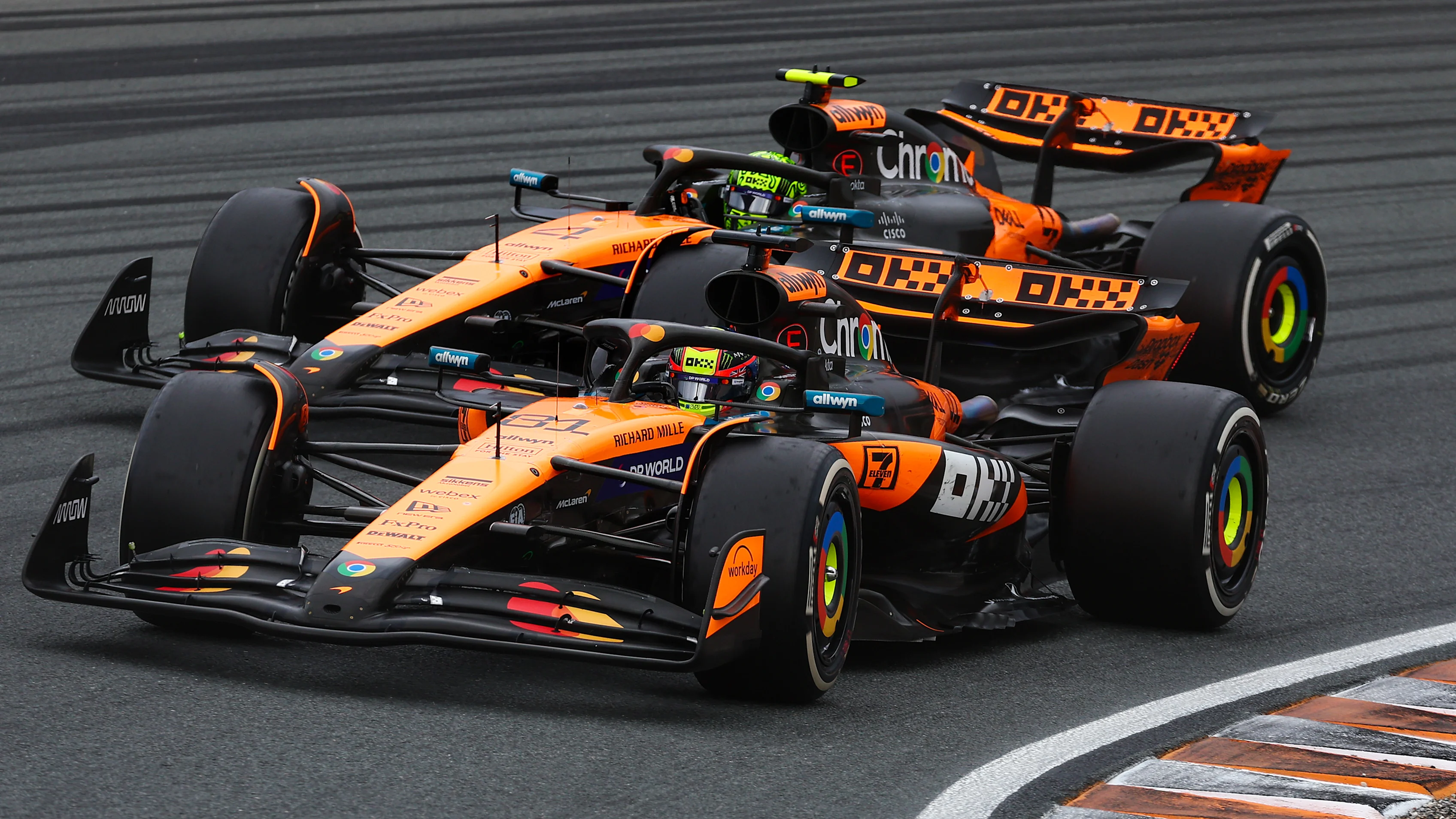 Zandvoort, Belanda - 31 Ogos: Oscar Piastri Australia Memandu (81) McLaren MCL39