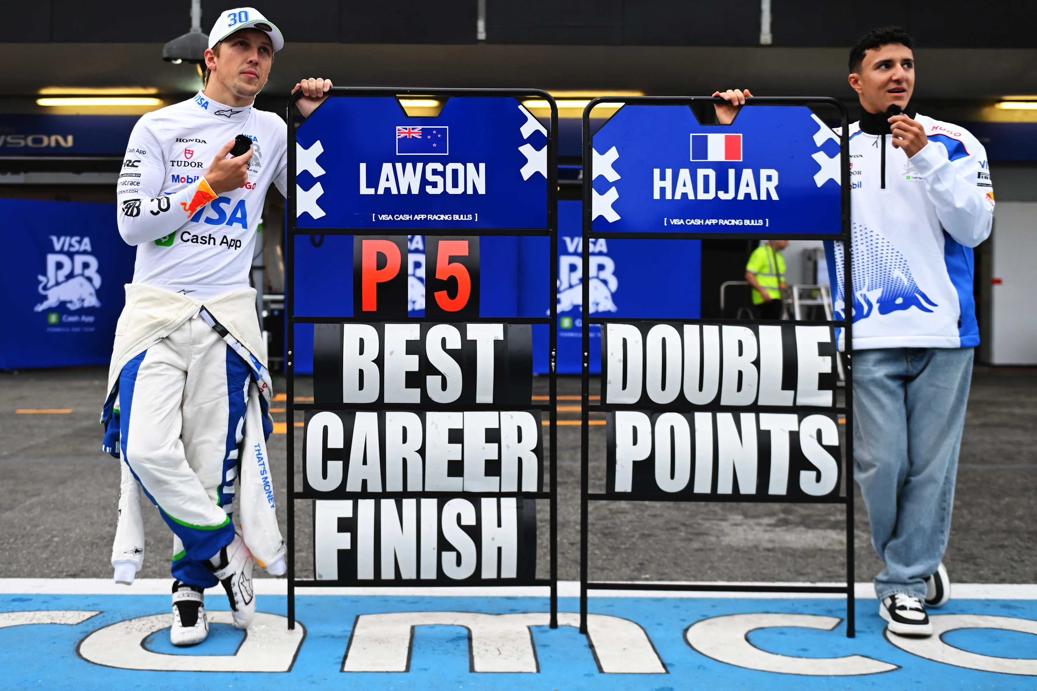 Baku, Azerbaijan - 21 September: Kelima diletakkan Liam Lawson dari New Zealand dan Visa Cash App Racing
