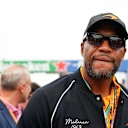 Dari bola sepak ke bola sepak Amerika - legenda gergasi New York Michael Strahan menikmati masa di grid di Zandvoort
