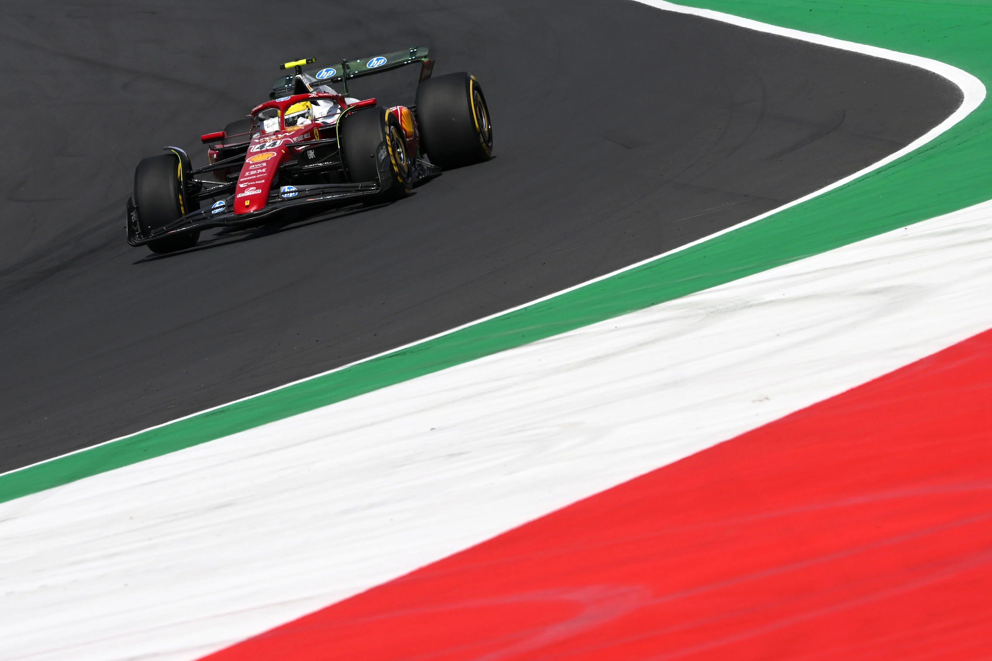 Monza, Itali - 05 September: Lewis Hamilton dari Great Britain Memandu (44) Scuderia Ferrari