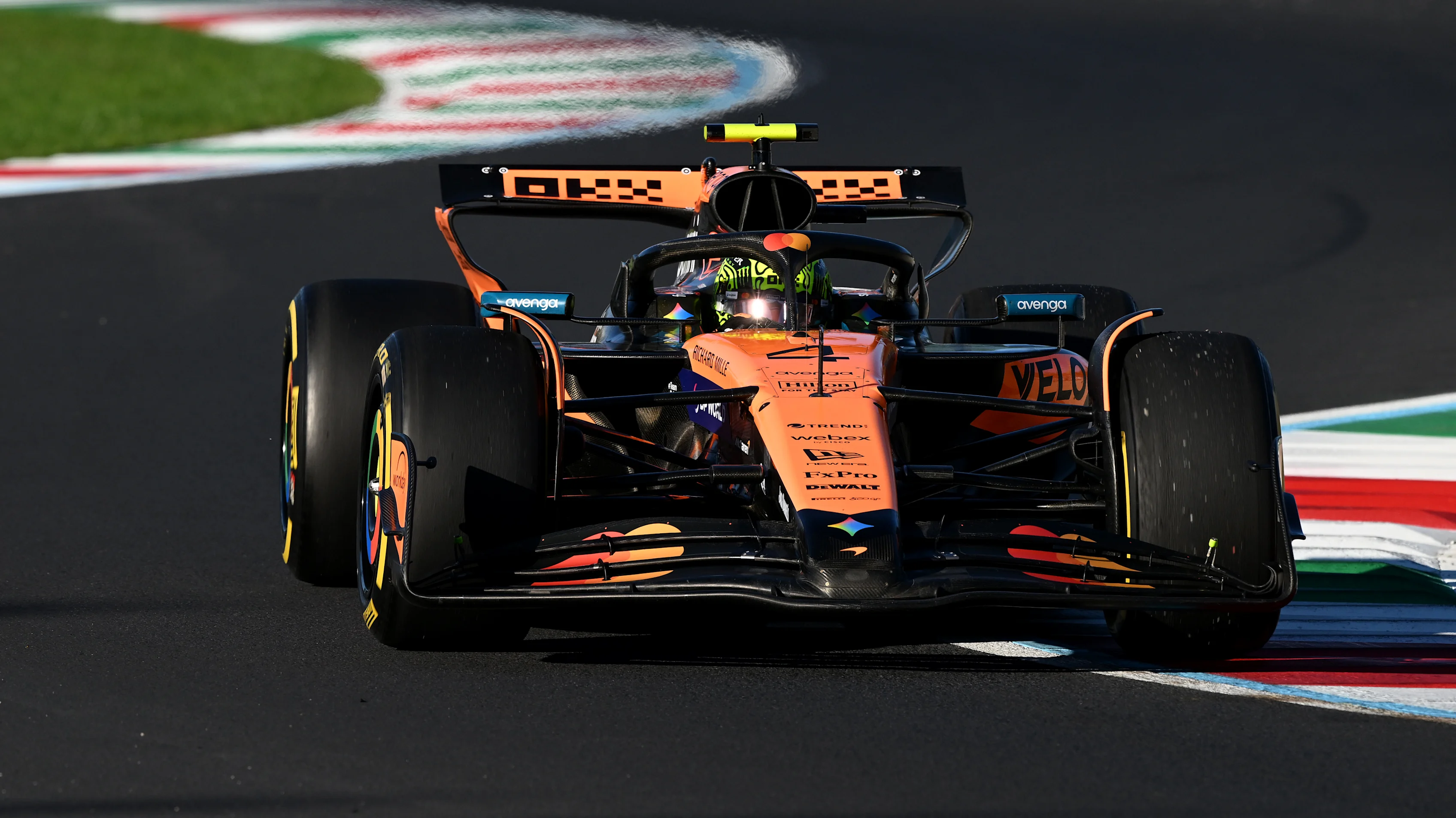Monza, Itali - 05 September: Lando Norris dari Great Britain Memandu (4) McLaren MCL39 Mercedes