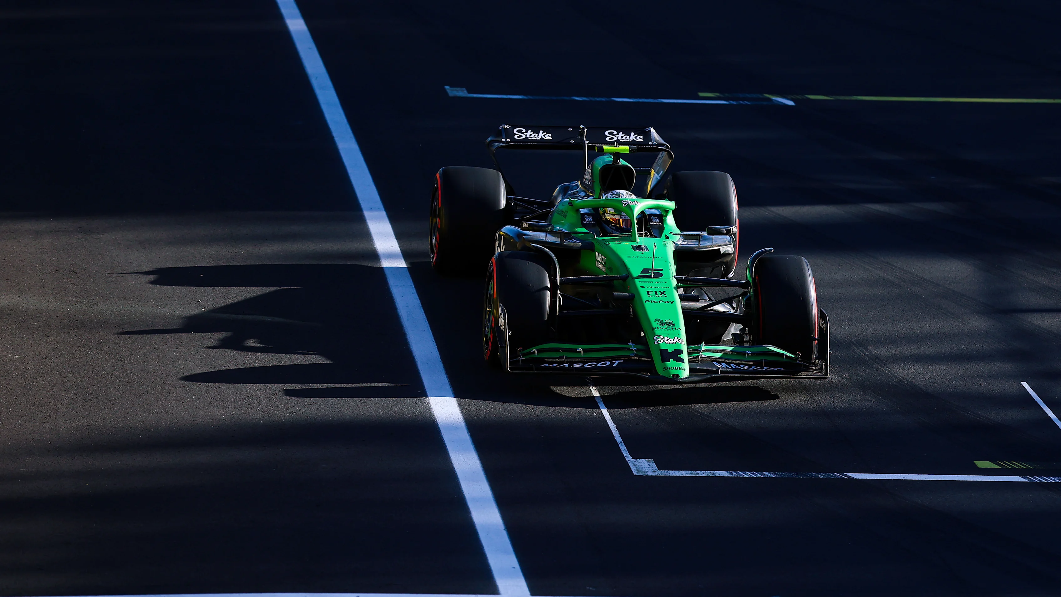 Monza, Itali - 05 September: Gabriel Bortoleto dari Brazil memandu (5) Kick Sauber C45 Ferrari pada
