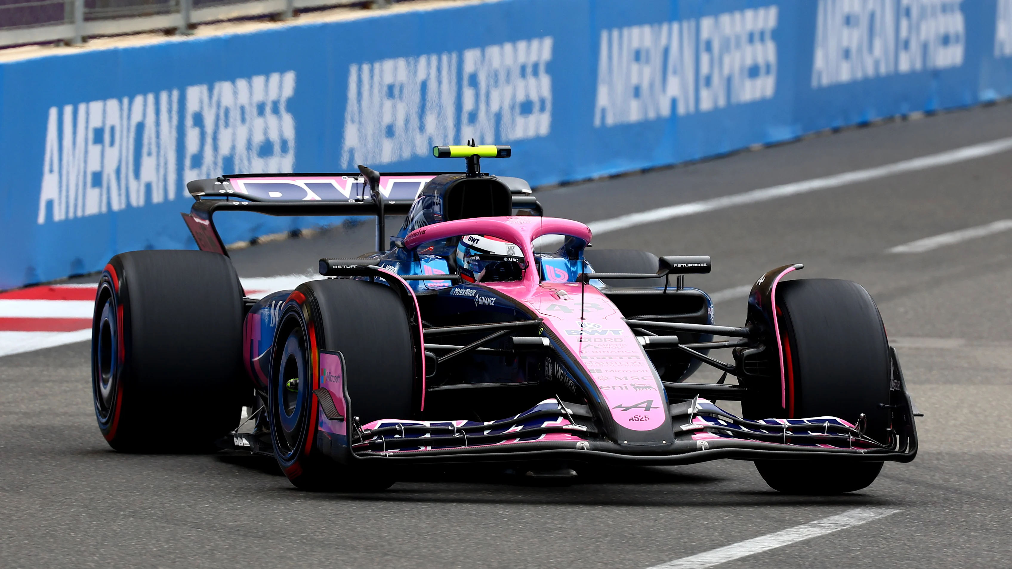 Baku, Azerbaijan - 21 September: Franco Colapinto dari Argentina memandu (43) Alpine F1 A525