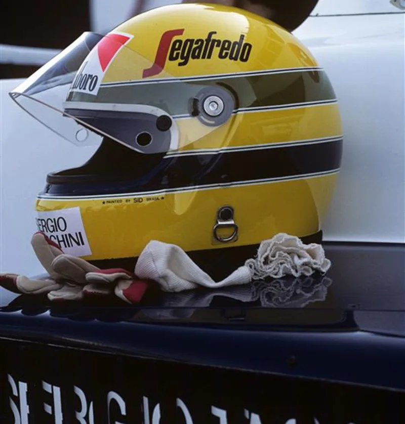 Helmet Ayrton Senna untuk pasukan Toleman