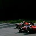 Pada usia 19 tahun, Ricardo Rodríguez membuat sejarah sebagai pemandu termuda Ferrari, rekod yang berdiri selama lebih dari enam dekad. Leretkan lebih banyak lagi