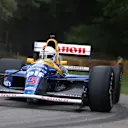 Seb Vettel mengambil Goodwood dalam salah satu kereta paling dominan dalam sejarah F1 - FW14B. Leret untuk lebih banyak gambar