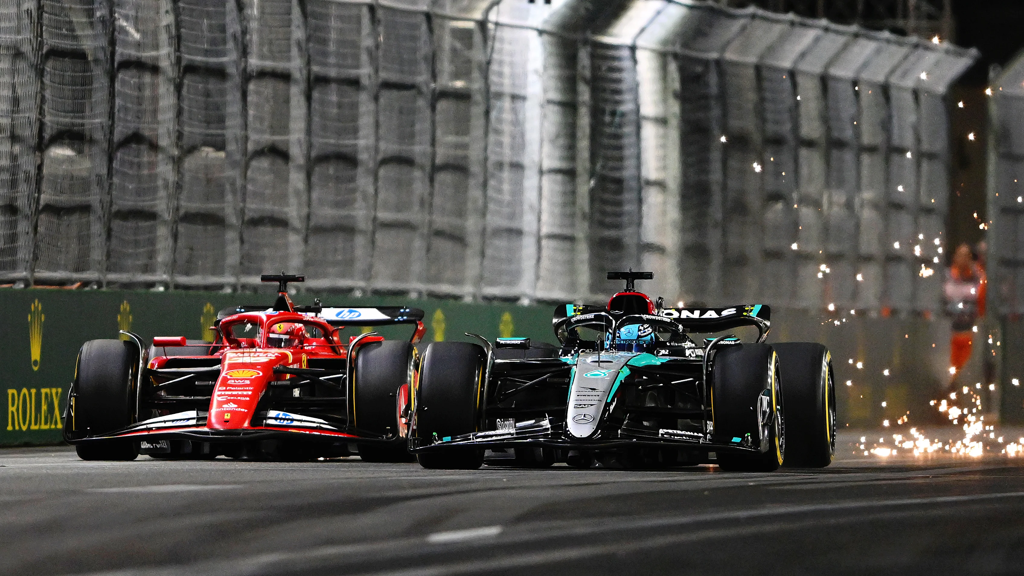 Las Vegas, Nevada - 23 November: Charles Leclerc dari Monaco memandu (16) Ferrari SF -24 dan