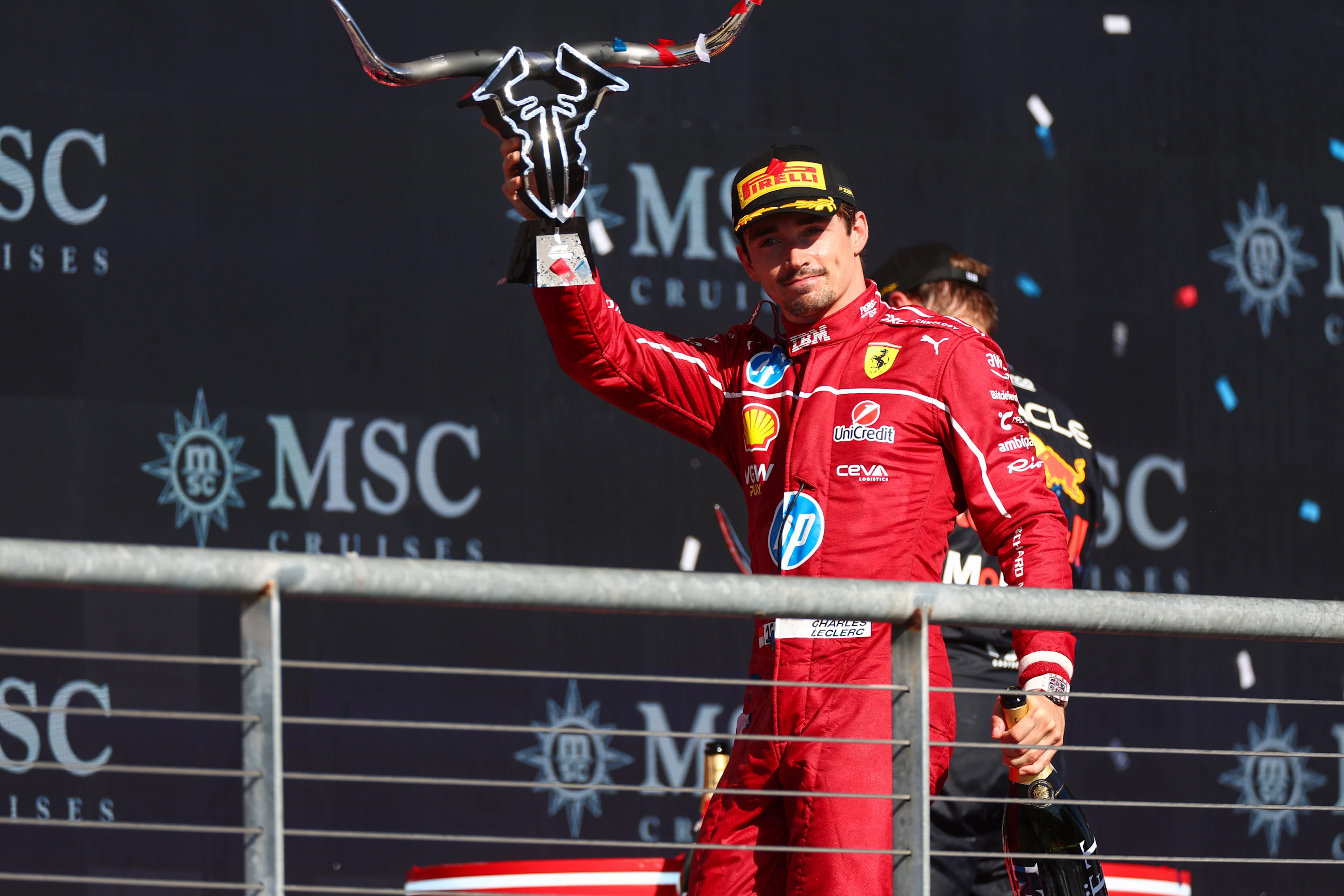 AUSTIN, Texas - 19 Oktober: Ketiga meletakkan Charles Leclerc dari Monaco dan Scuderia Ferrari di