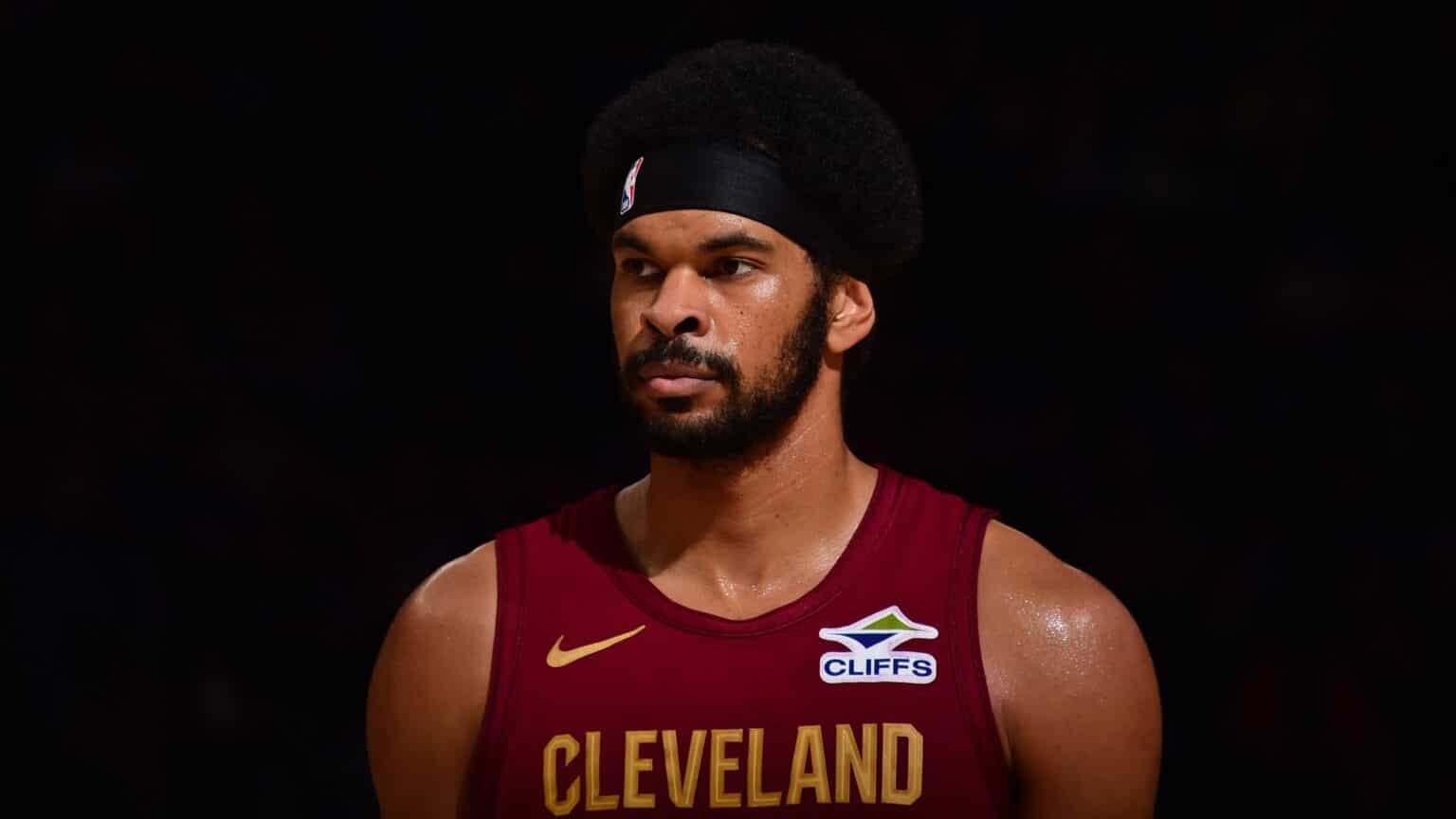 Cavs ‘Allen memecahkan jari, yang dipersoalkan untuk Pusat Jumaat yang didiagnosis dengan patah tulang yang tidak dipandang, akan menjalani satu siri rawatan dan penilaian yang membawa kepada permainan seterusnya.