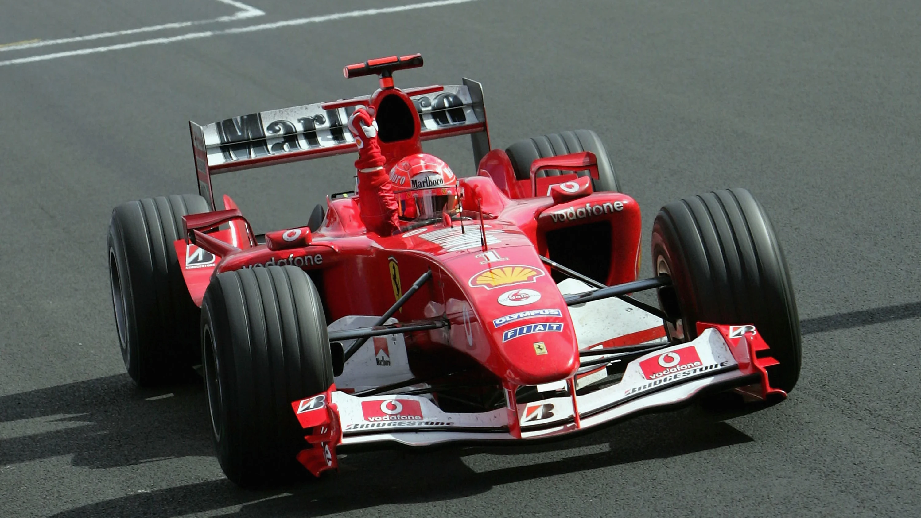 Spa Francorchamps, Belgium - 29 Ogos: Michael Schumacher dari Jerman dan Ferrari meraikannya