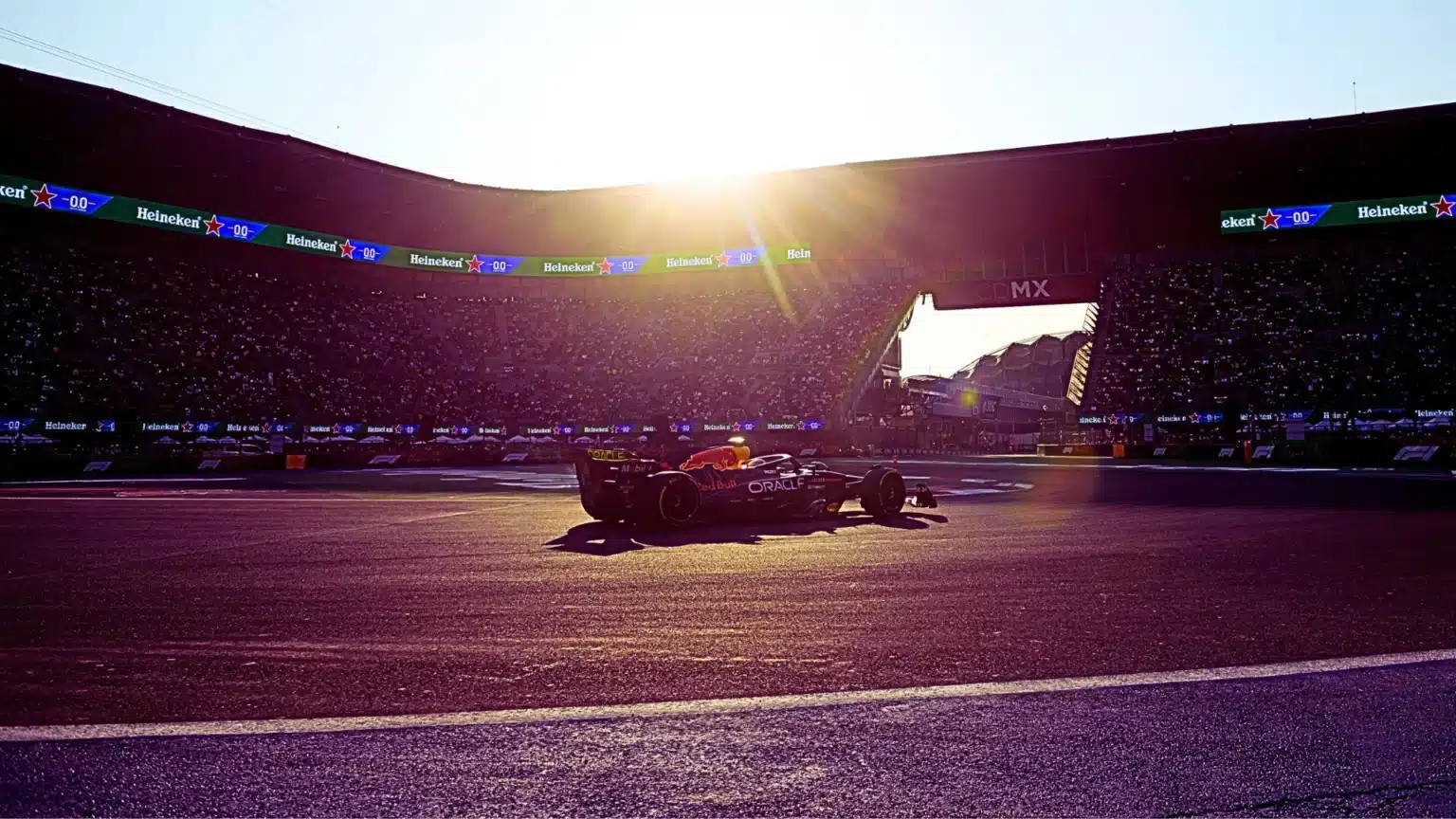 Amalan Debrief: Bolehkah Verstappen meneruskan pengejaran McLaren di Mexico?