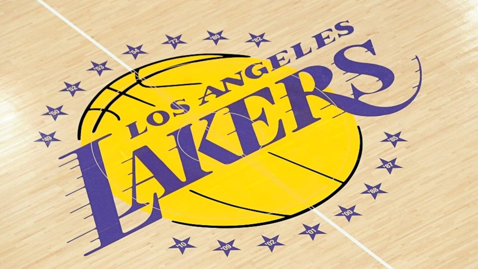 NBA meluluskan penjualan Lakers kepada Mark Walterthe Buss Family, yang memiliki kepentingan majoriti di Lakers sejak tahun 1979, akan mengekalkan minat yang berterusan.