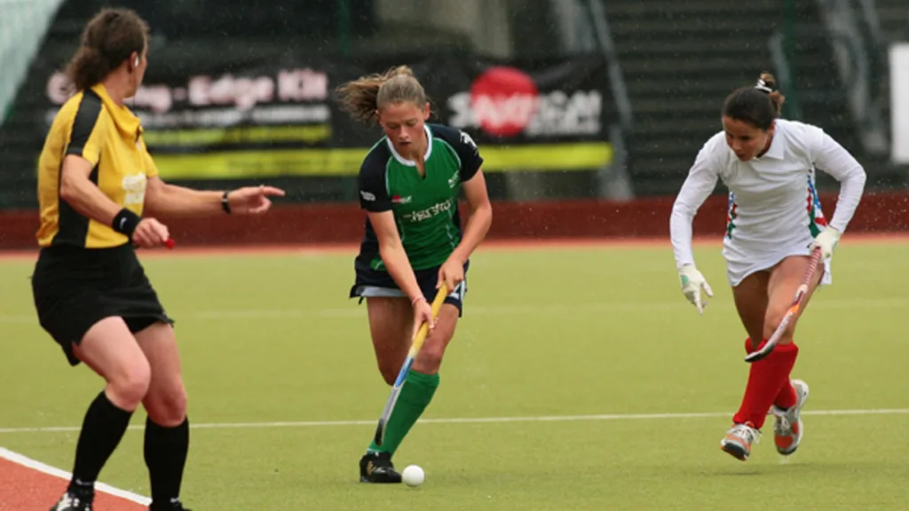 Wanita Ireland bermain dua kejohanan di Argentina