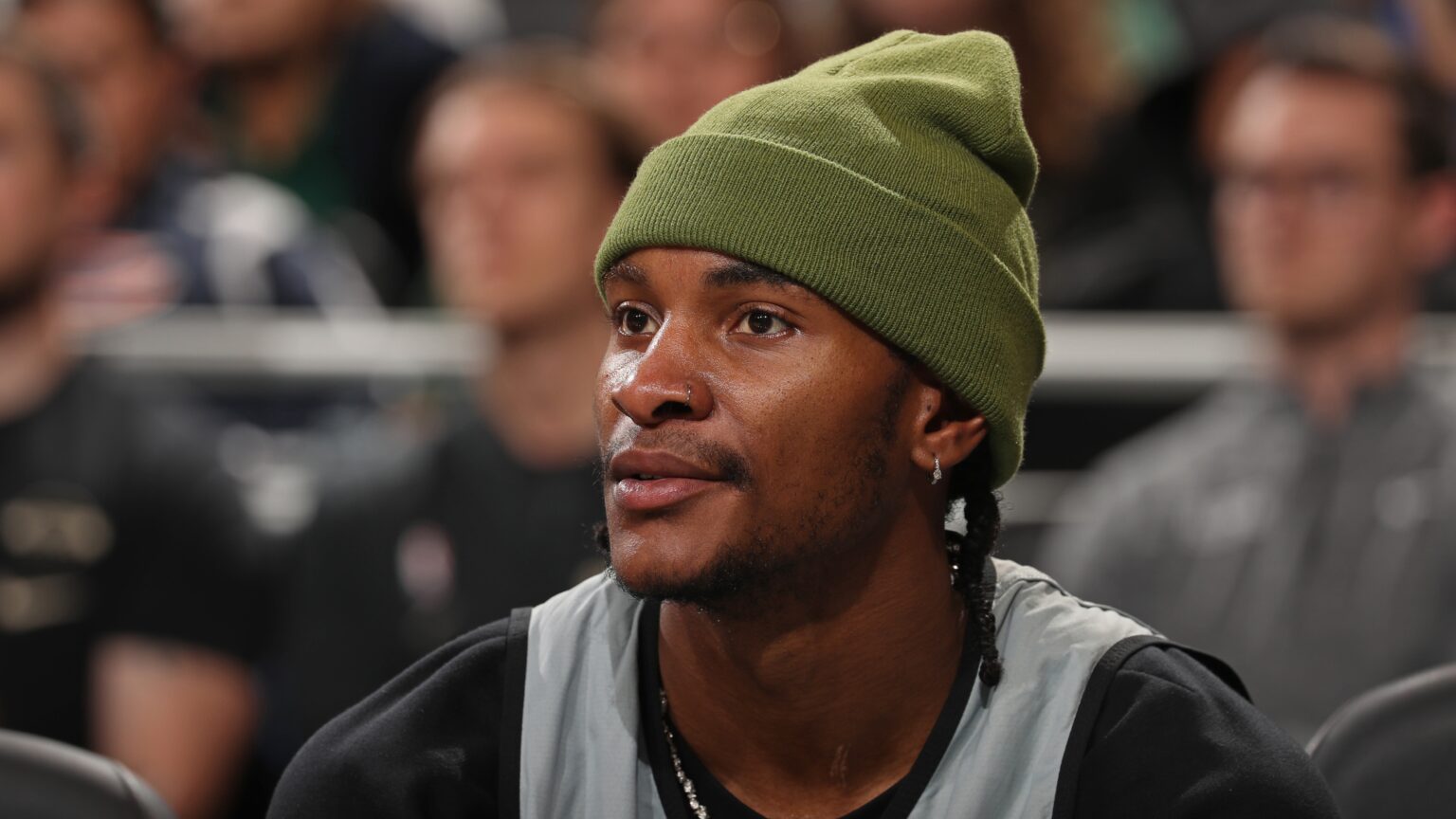 Bucks ‘Porter Jr. Keluar sebulan selepas mencederakan Kneeporter menyakiti lututnya pada hari Khamis semasa latihan di mahkamah, kembali ke main-main untuk pergelangan kaki kiri yang tercedera, mencederakan meniskus.