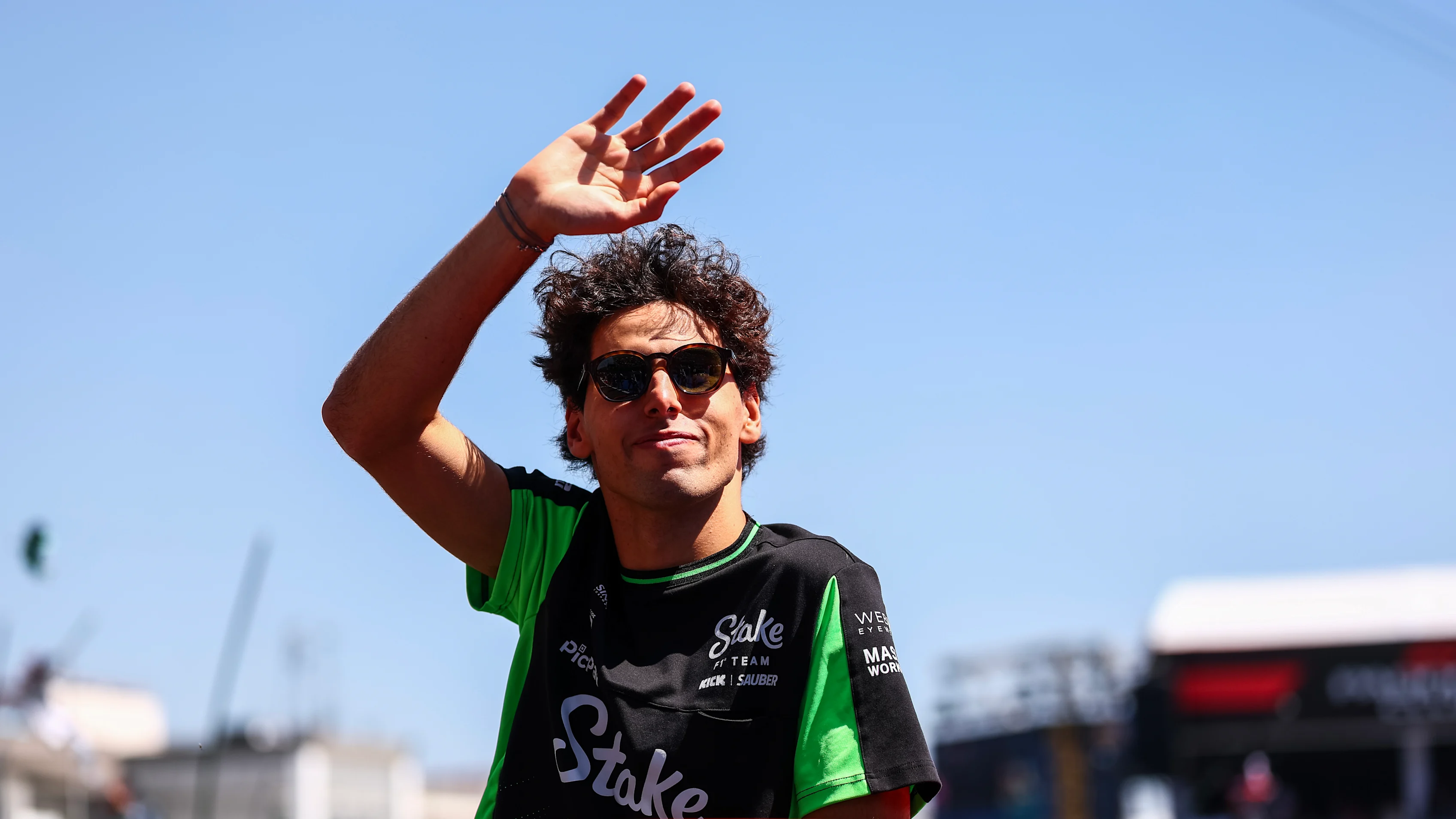 Mexico City, Mexico - 26 Oktober: Gabriel Bortoleto dari Brazil dan Team F1 menendang Gelombang Sauber