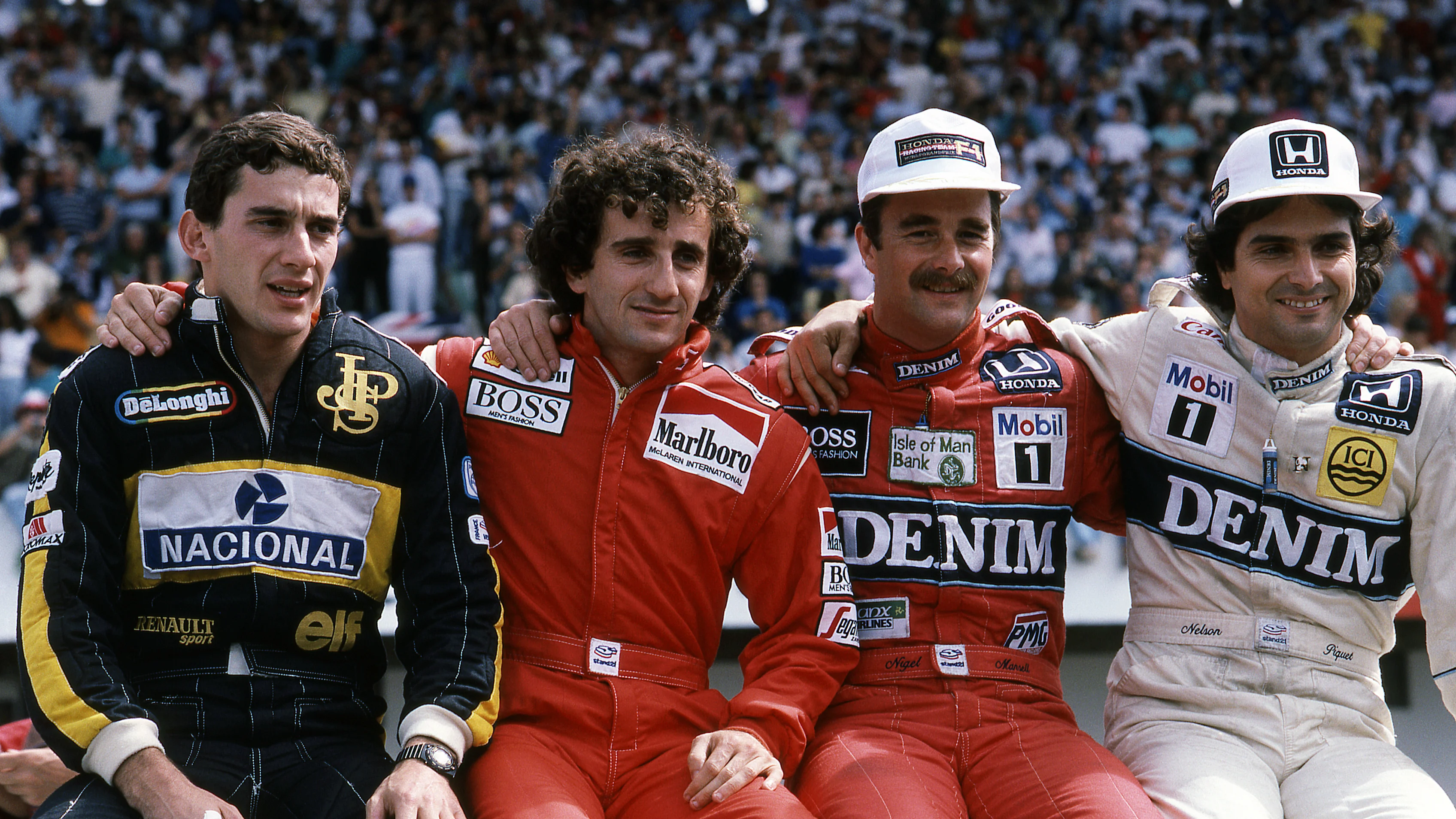 (L ke R) Ayrton Senna (bra) Lotus 98T, tempat ke -4, Alain Prost (FRA) McLaren MP4/2C, tempat ke -2,