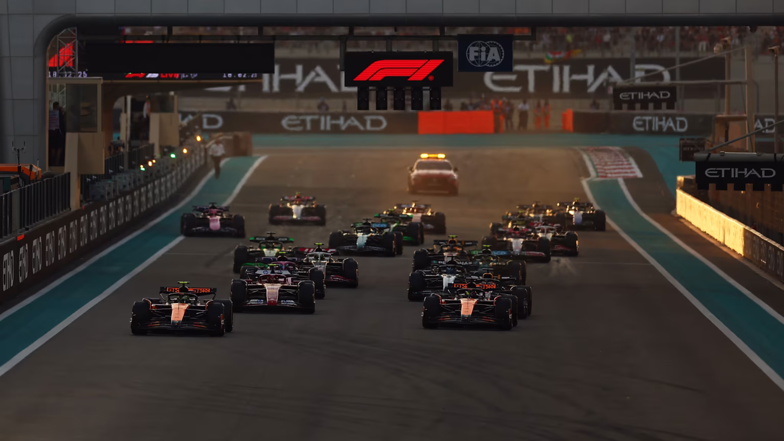 Pukul berapa Formula 1 2025 Abu Dhabi Grand Prix dan bagaimana saya boleh menontonnya?