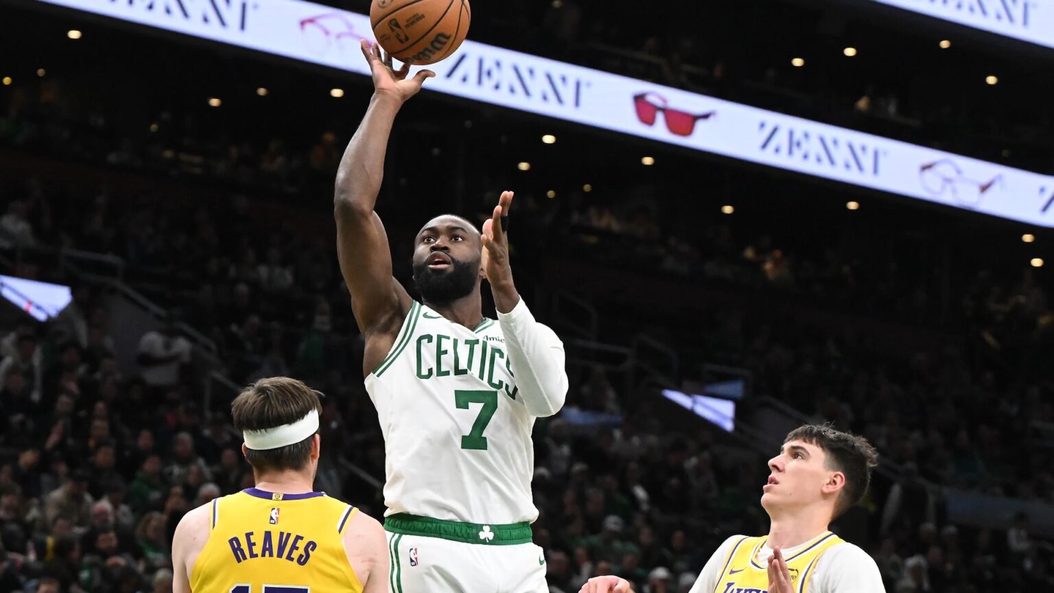 Kedudukan Kuasa: Celtics, Lakers on Move in Top 10Boston sedang bergolek dan Lakers kelihatan tajam, juga, kerana 10 teratas melihat beberapa perubahan penting dalam kedudukan kuasa minggu ini.
