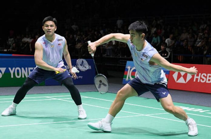 Goh Sze Fei dan Nur Izzuddin Rumsani mara ke separuh akhir beregu lelaki badminton Terbuka Indonesia di Jakarta. (Foto: AFP)
