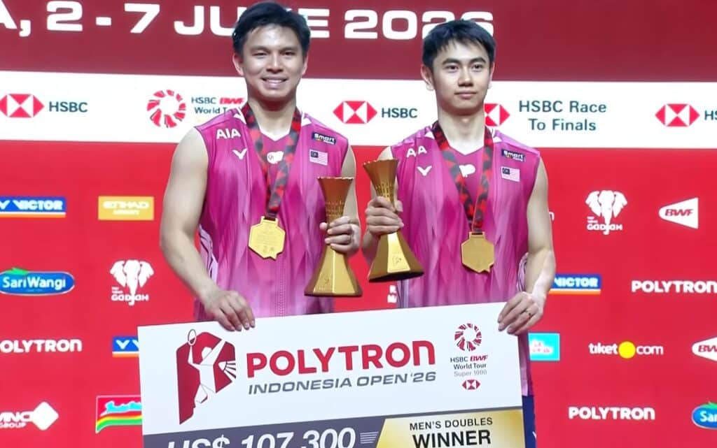 Goh Sze Fei-Nur Izzuddin Tamatkan Penantian Beregu Lelaki 18 Tahun Malaysia di Terbuka Indonesia